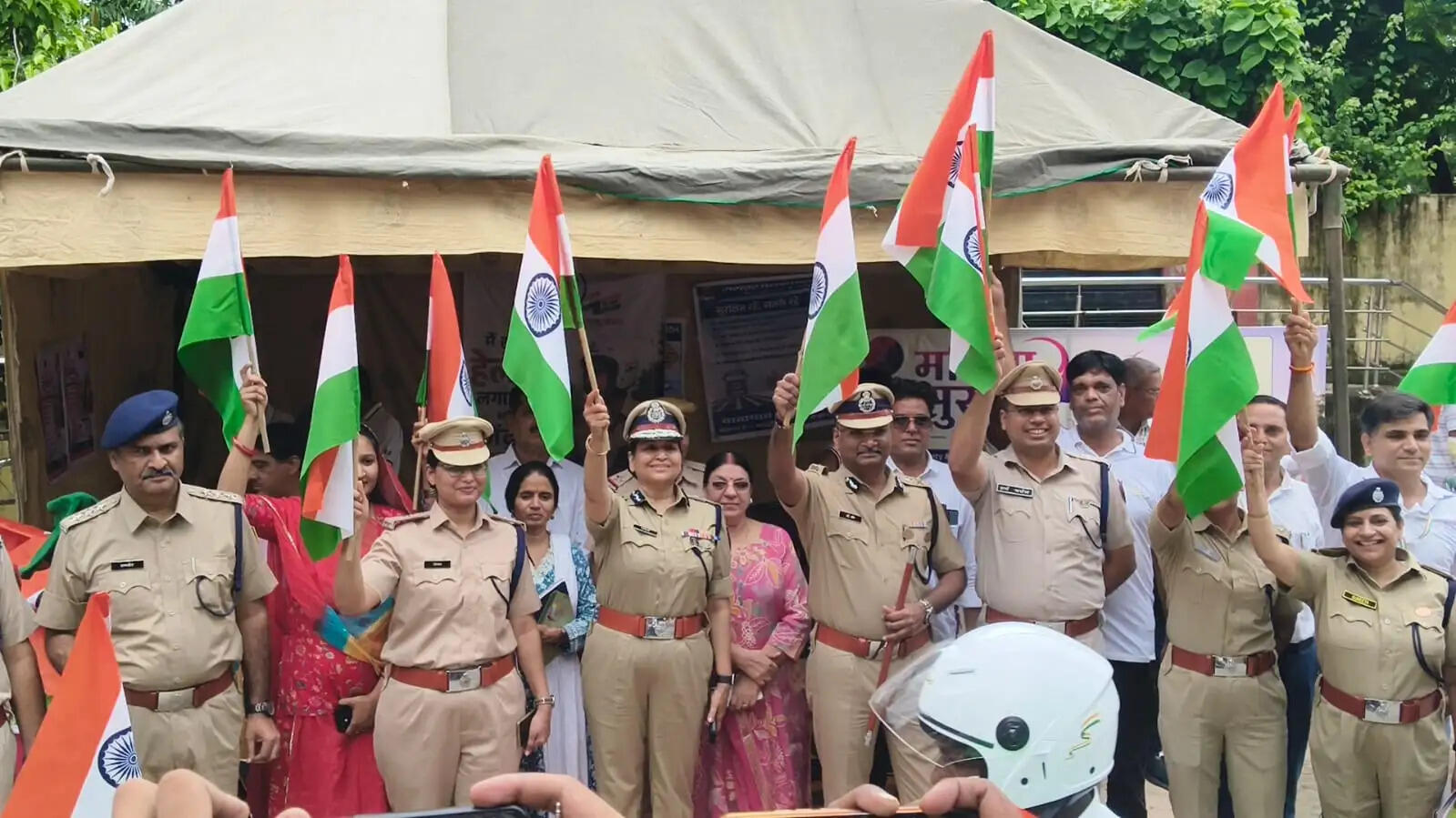 ‘महिला सुरक्षा संकल्प’ की रही गूंज: वाहन रैली से दिया सुरक्षा-सम्मान का संदेश
