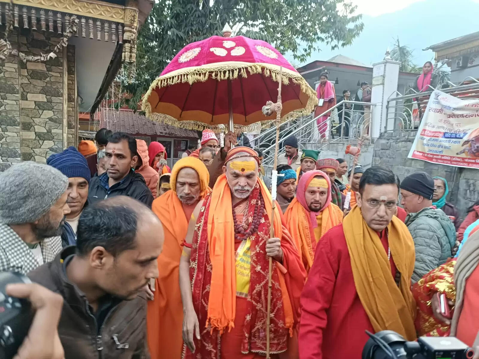 शंकराचार्य अभिमुक्तेश्वरानंद ने दिया श्रद्धालुओं को शीतकालीन यात्रा का न्योता