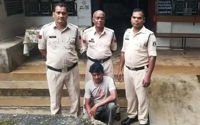 शासकीय भूमि के फर्जी अंतरण मामले में पटवारी के बाद रजिस्ट्री गवाह गिरफ्तार