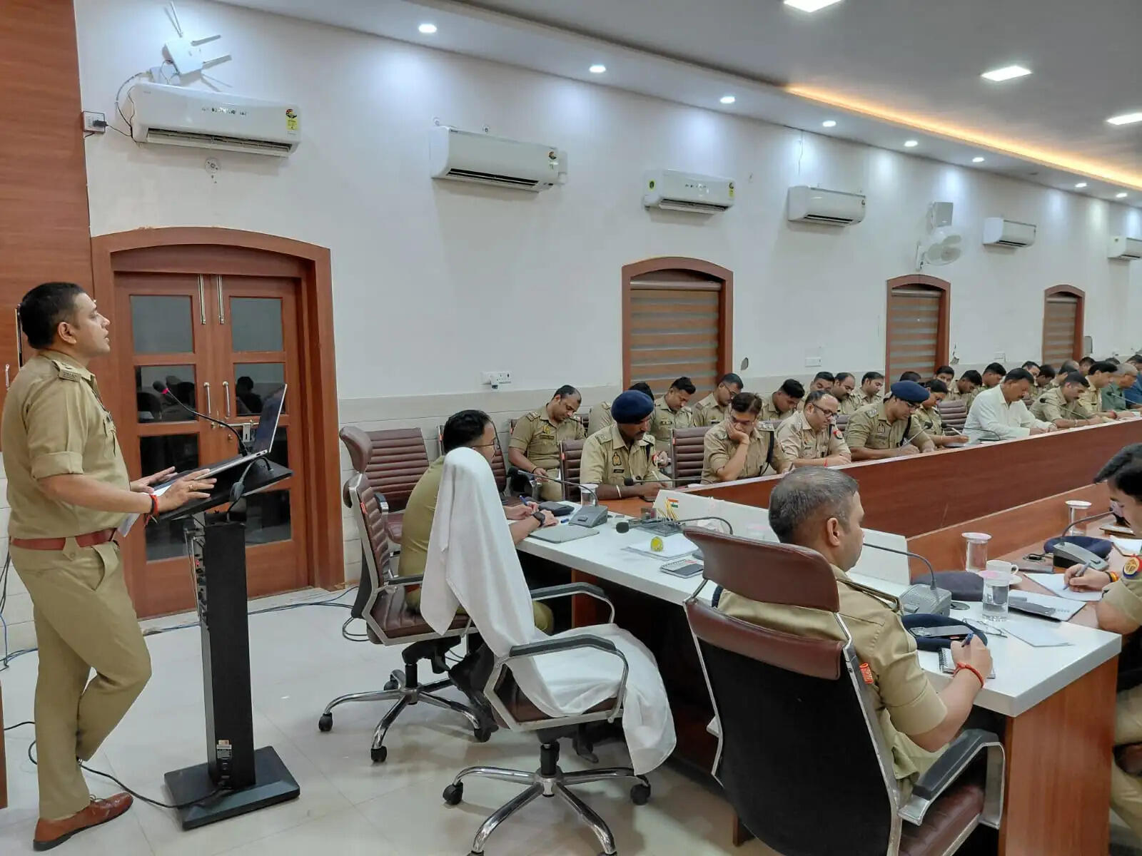 दुर्गा पूजा, दशहरा और प्रतिमा विसर्जन को लेकर पुलिस अलर्ट, एसएसपी ने दिए सुरक्षा के कड़े निर्देश