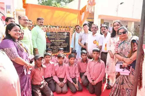 बेसिक के शिक्षक प्राइवेट स्कूलों से बहुत बेहतर : महापौर