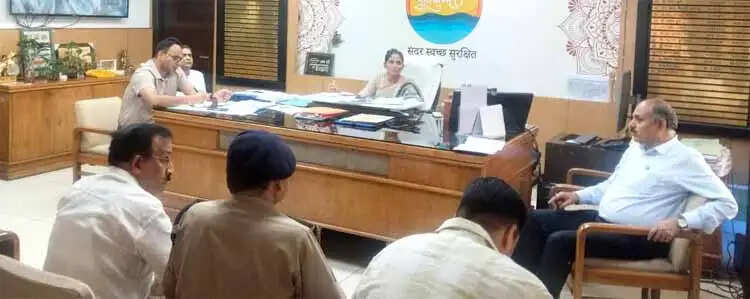 कुंभ कार्यों की समयबद्धता और गुणवत्ता पर मेला प्रशासन की सख्ती