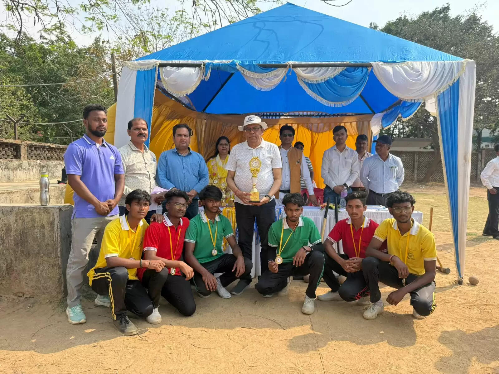 वुडबॉल प्रतियोगिता में कलकत्ता स्कूल प्रथम और डीएवी गांधीनगर रहा दूसरे स्थान पर
