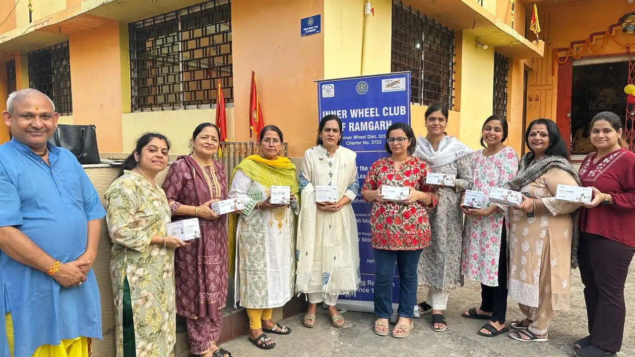 किला मंदिर की सुरक्षा के लिए&nbsp;इनरव्हील क्लब ने लगवाया सीसीटीवी