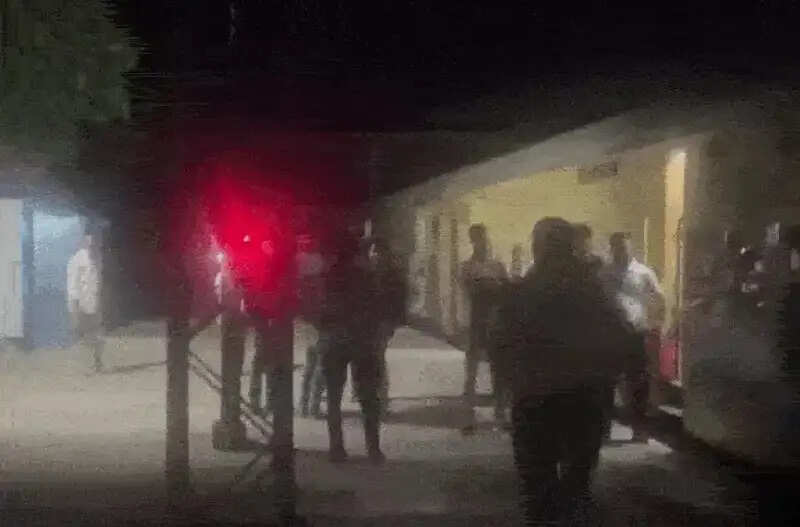 मप्रः पेंचवैली एक्सप्रेस के एसी कोच में आग लगने से भरा धुआं, मची अफरा-तफरी