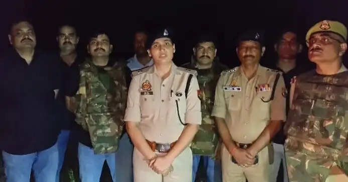 गल्ला व्यापारी से लूट की साजिश का खुलासा,मुठभेड़ में चार बदमाश घायल