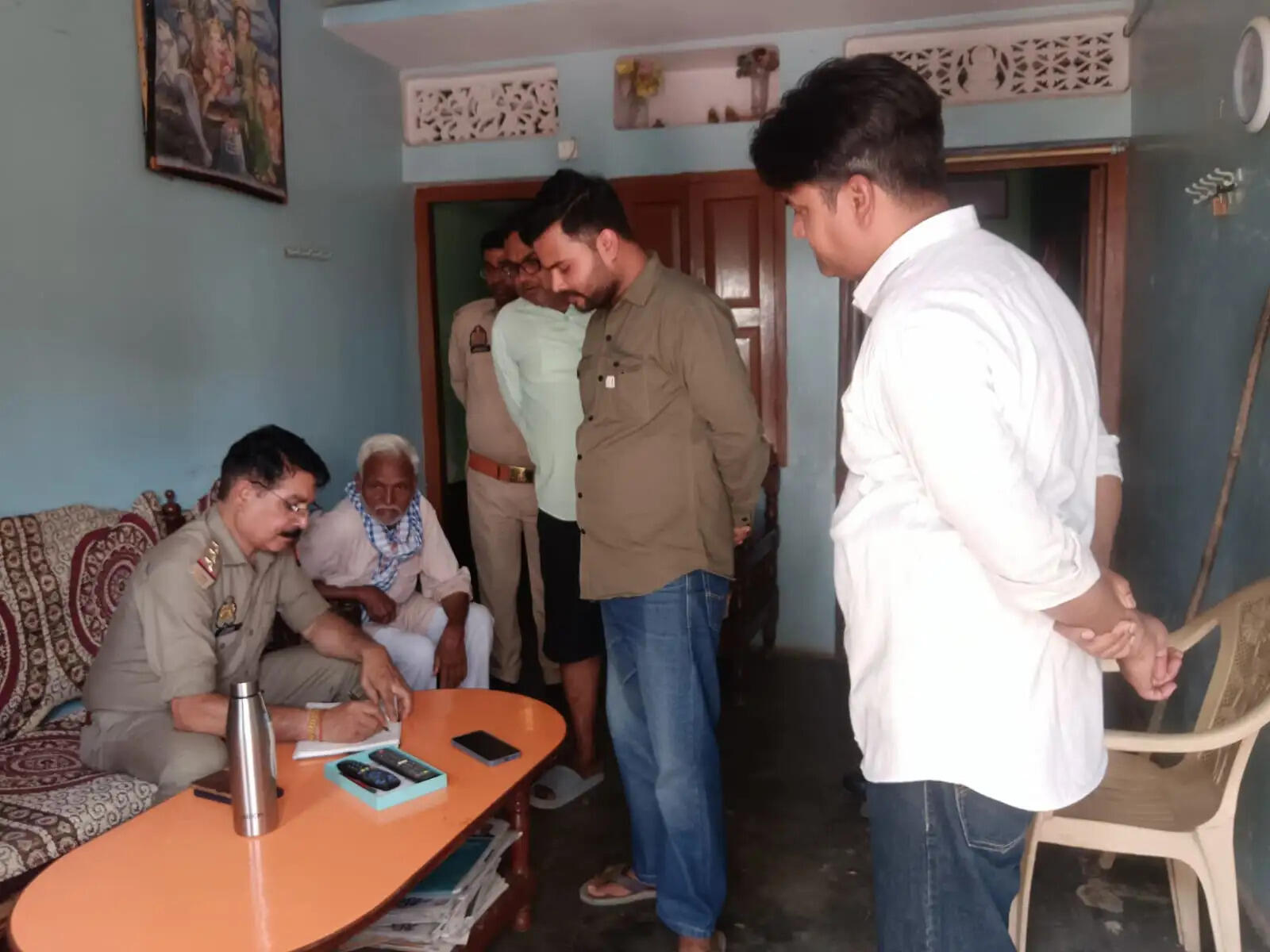 सिलबट्टे से कूंचकर मां की हत्या, बचाने आई भाभी-भतीजी घायल- आरोपित बेटा हिरासत में