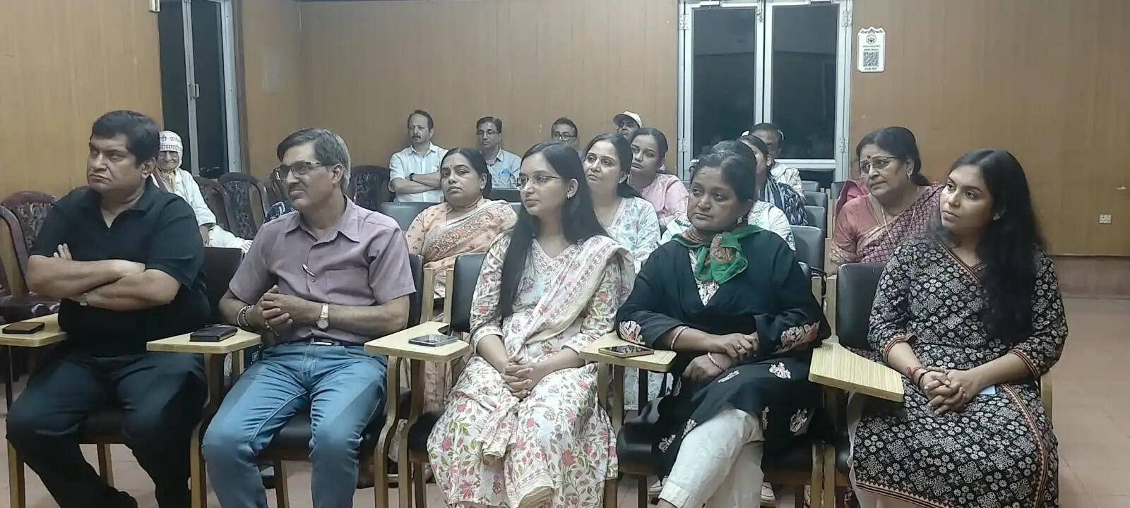 रायपुर प्रेस क्लब में आकाशवाणी उपनिदेशक स्व. विकल्प शुक्ला को भावभीनी श्रद्धांजलि, पत्रकारों ने साझा किए आत्मीय स्मृतियां