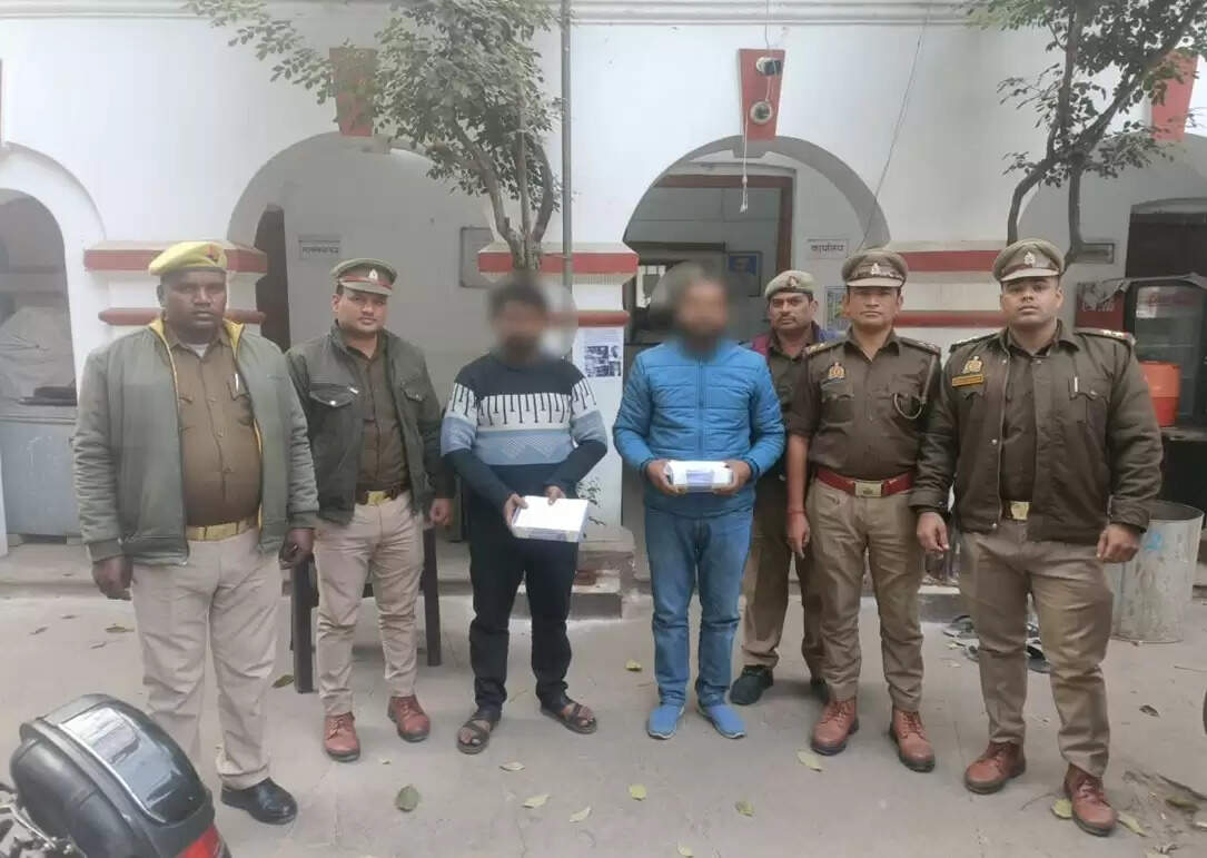 दो लुटेरे गिरफ्तार, तीन मोबाइल फोन और दो लाख रुपए बरामद