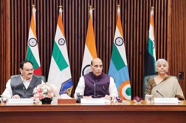 राजनाथ सिंह की अगुवाई में आईजीओएम की बैठक, पश्चिम एशिया संकट के असर की समीक्षा