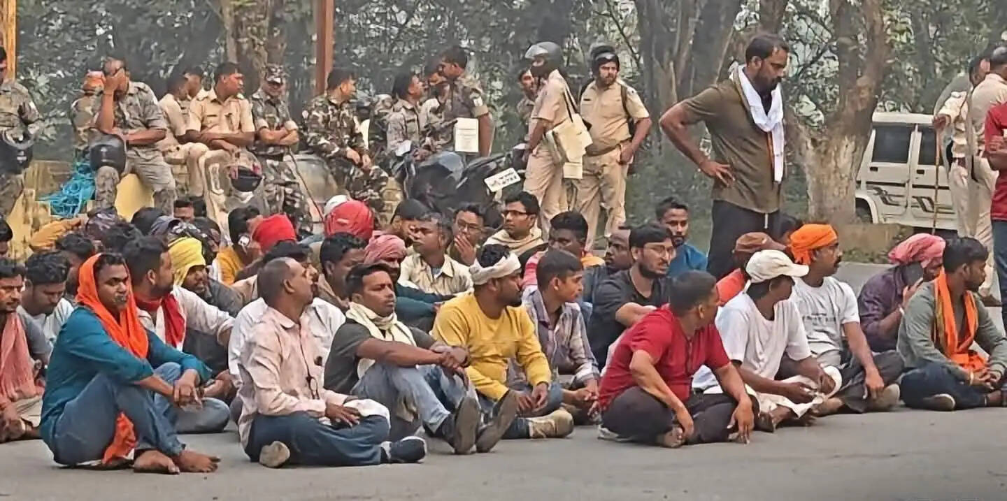टू टैंक में विस्थापितों का धरना नौवें दिन भी जारी, निषेधाज्ञा लागू