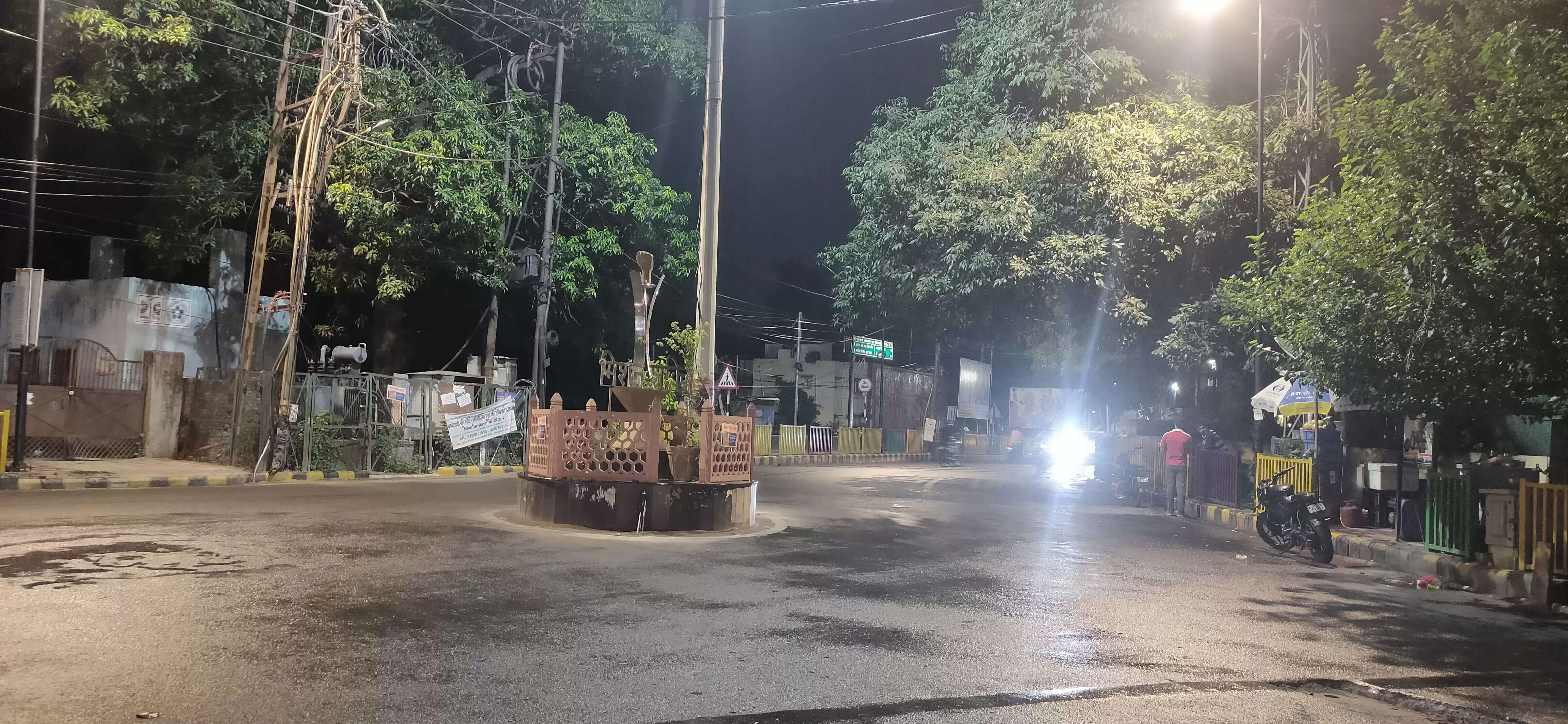 मुरादाबाद : दिनभर चिलचिलाती धूप के बाद रात्रि में बरसे मेघ