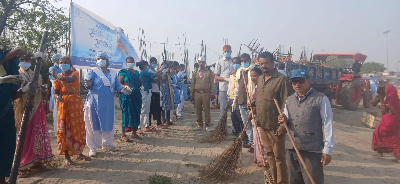 बाबा हरदेव सिंह जी महाराज के जन्म जयंती को लेकर सफाई अभियान