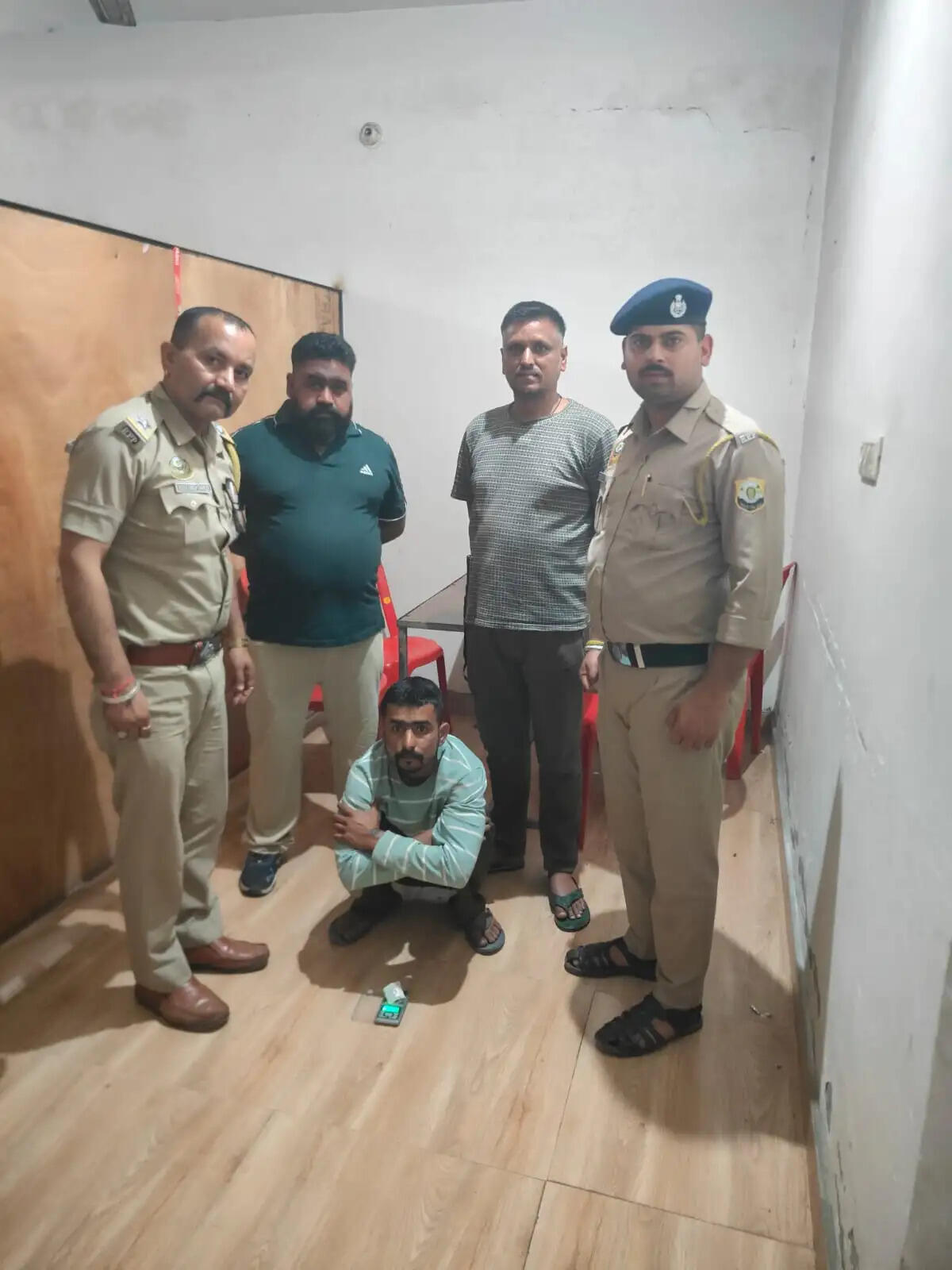 फतेहपुर में 3.26 ग्राम चिट्टा के साथ एक काबू