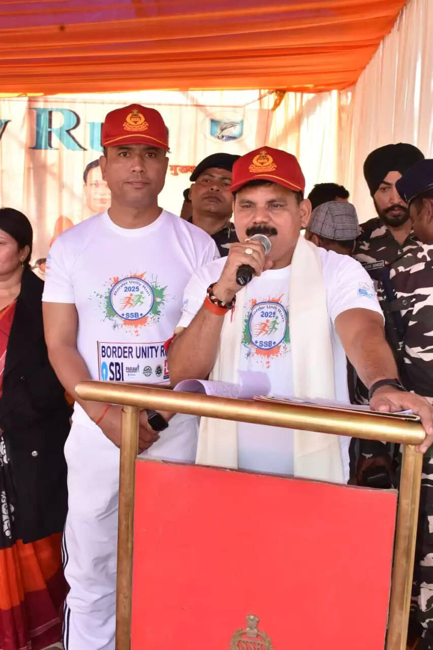 एसएसबी बगहा ने बोर्डर यूनिटी रन का किया आयोजन