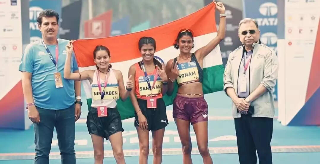 गुजरात की निरमा ठाकोर ने टाटा मुंबई मैराथन 2026 में रजत पदक जीता