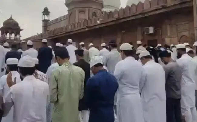 (अपडेट) मप्र में गुरुवार को मनाई जाएगी बकरीद, वक्फ बोर्ड ने कहा- सड़क पर न पढ़ें नमाज
