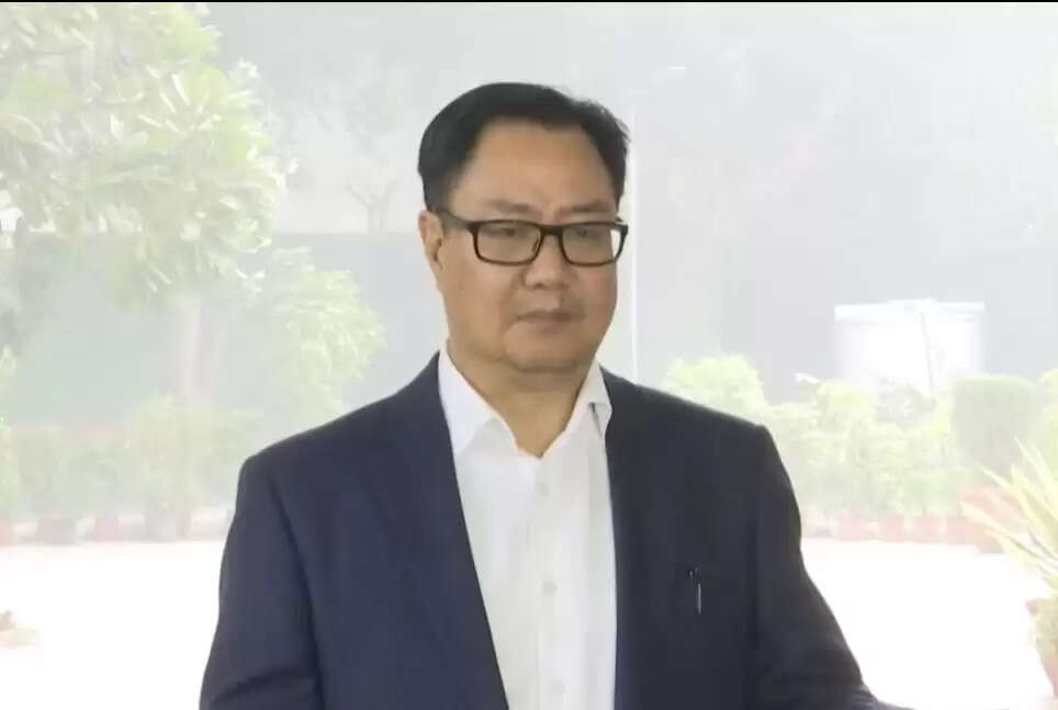 टीएमसी से बगावत कर एनसीपीआई में शामिल हुए 20 सांसदों को भी सर्वदलीय बैठक का न्योता