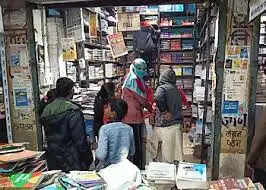 स्कूल खास दुकानों से किताबें खरीदने का बना रहे दबाव : अजय