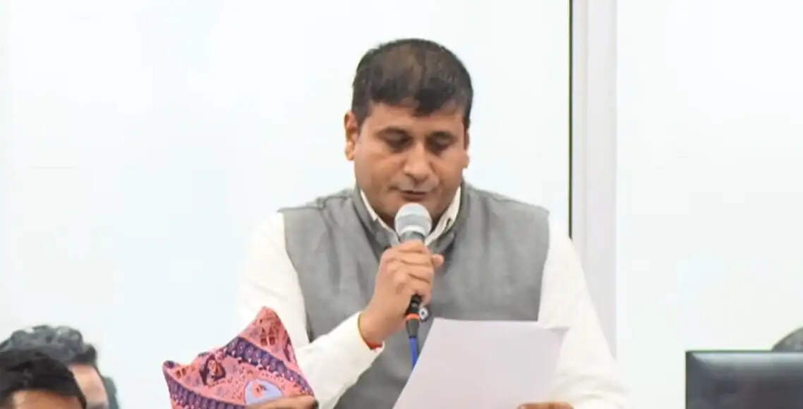 नेपाल के सत्तारूढ़ दल के सांसद ने जताई सरकार के कामकाज पर गंभीर नाराजगी