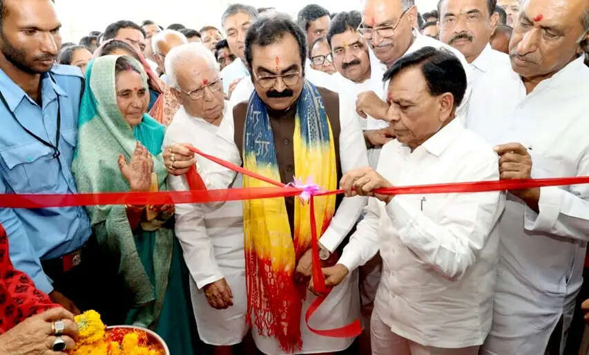 मेडिकल कॉलेजों में डॉक्टरों की कमी की शीघ्र होगी पूर्ति : उप मुख्यमंत्री देवड़ा