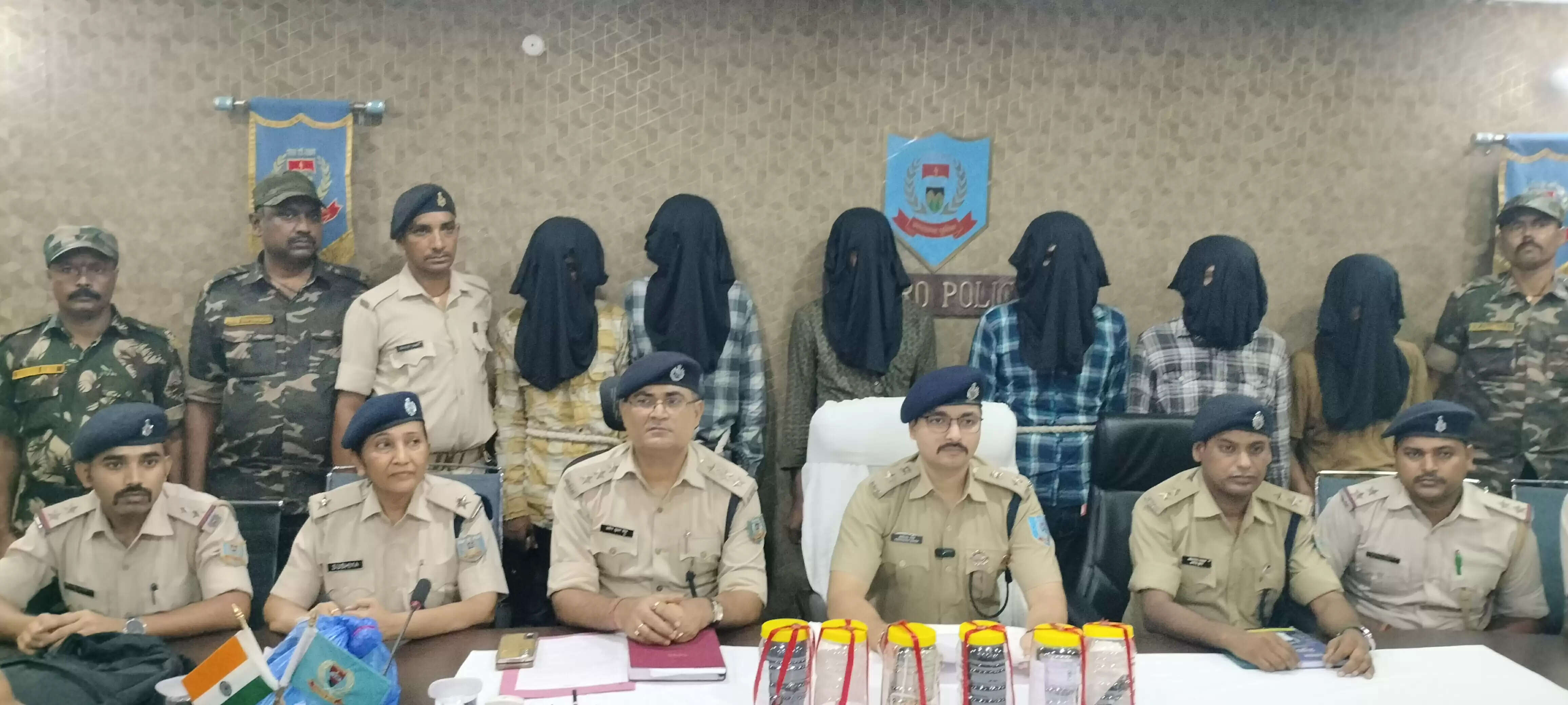 बोकारो ज्वेलरी लूटकांड का खुलासा, छह अपराधी गिरफ्तार