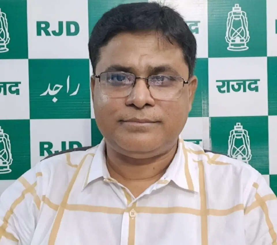 वादे के अनुसार नवगछिया को अविलंब सम्पूर्ण जिला का दर्जा दे एनडीए सरकार : अरुण यादव