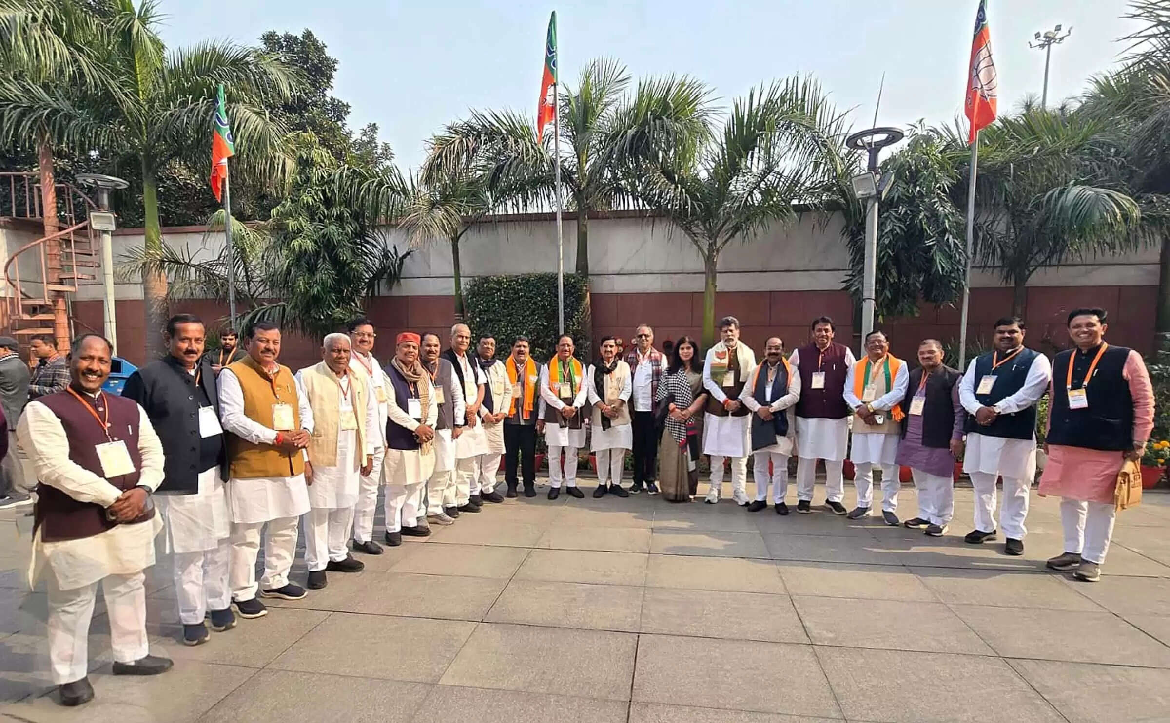 रायपुर&nbsp;:&nbsp;नितिन नबीन के नामांकन कार्यक्रम में शामिल हुए छत्तीसगढ़&nbsp;के&nbsp;प्रदेश&nbsp;भाजपा पदाधिकारी