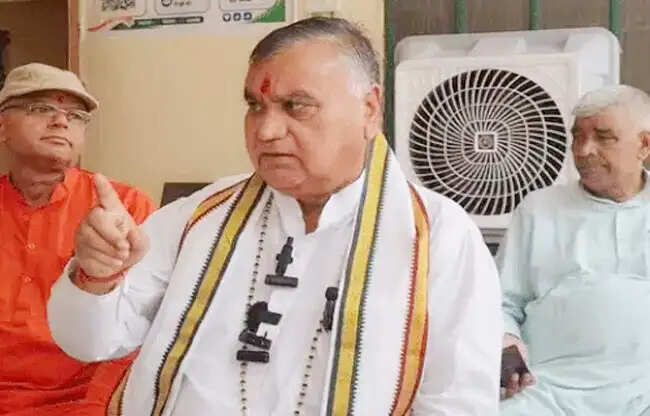 सोनीपत: दीपेंद्र के समर्थन में सासंद ब्रह्मचारी का पूर्व स्पीकर कुलदीप शर्मा पर पलटवार