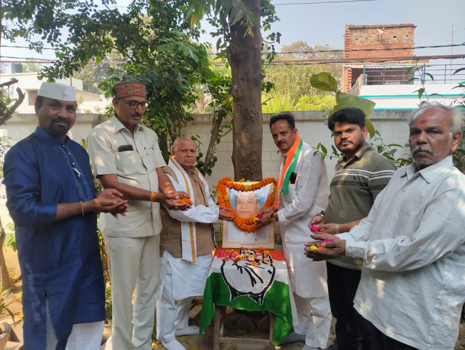 मान्यवर कांशीराम को भारत रत्न देने की मांग