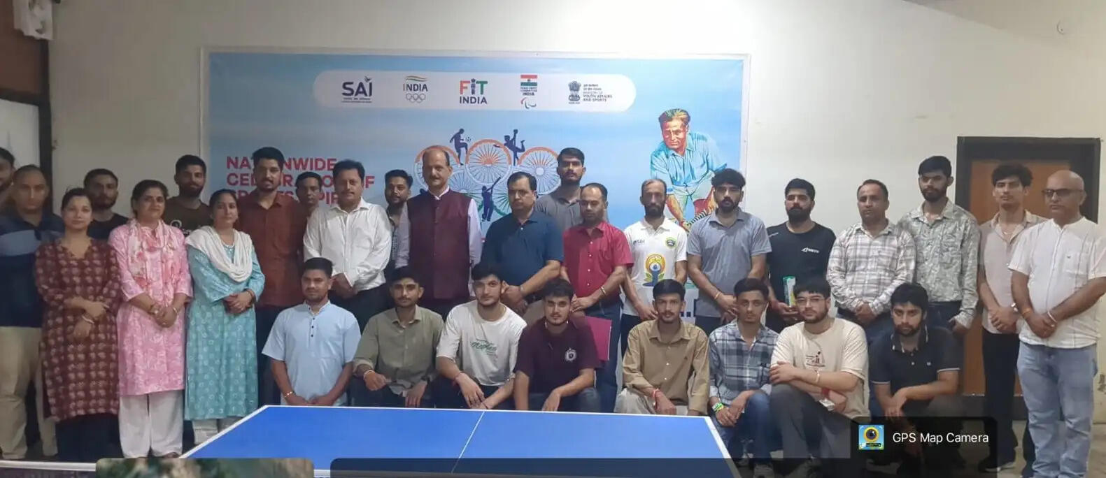युवाओं को अनुशासन के ज़रिए राष्ट्रीय चुनौतियों का समाधान करने में भागीदार बनना चाहिए : प्रो. ललित कुमार अवस्थी