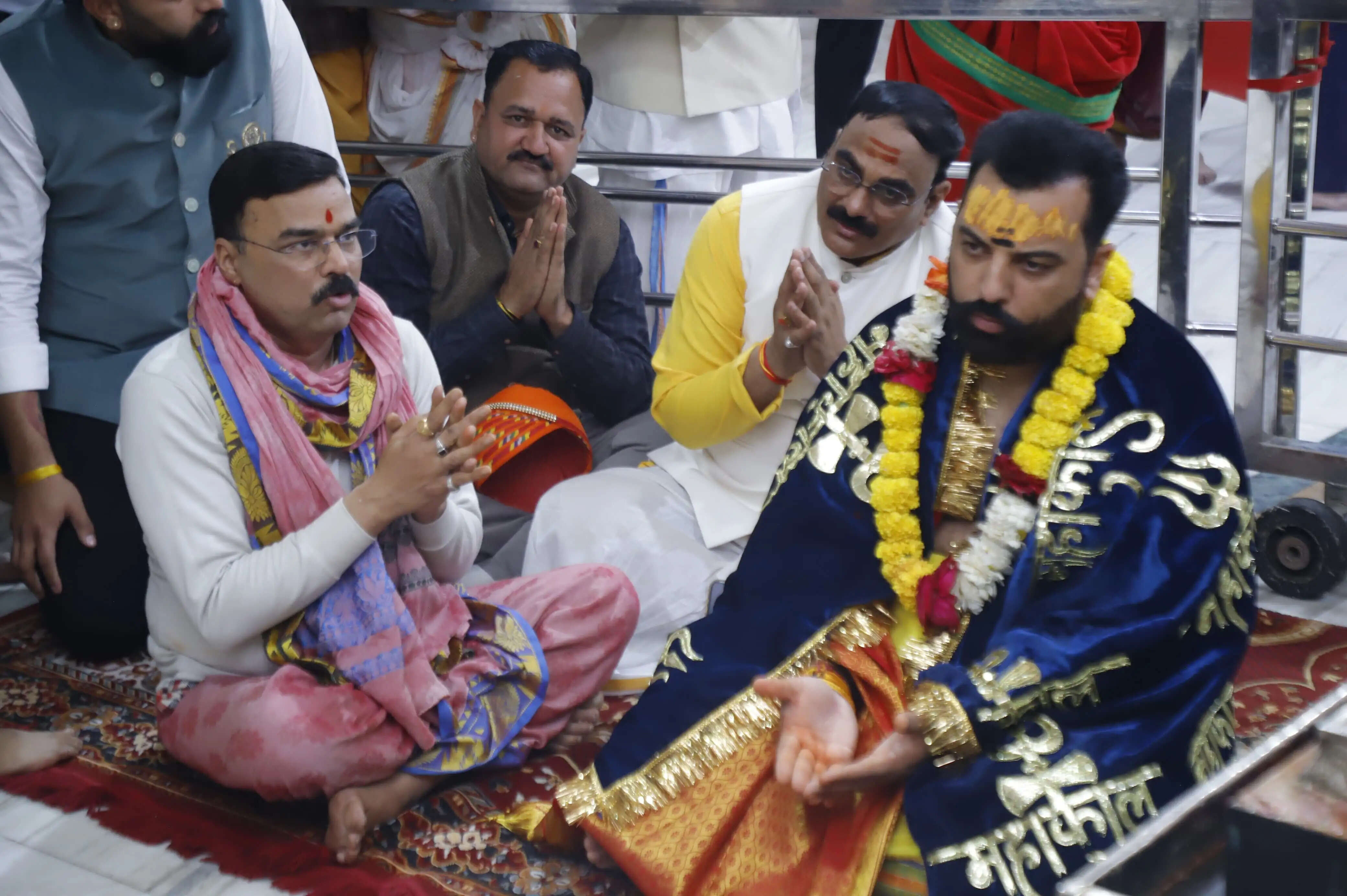 उज्जैन : महाकालेश्वर मंदिर पहुंचे लक्ष्यराज सिंह मेवाड़, किए दर्शन