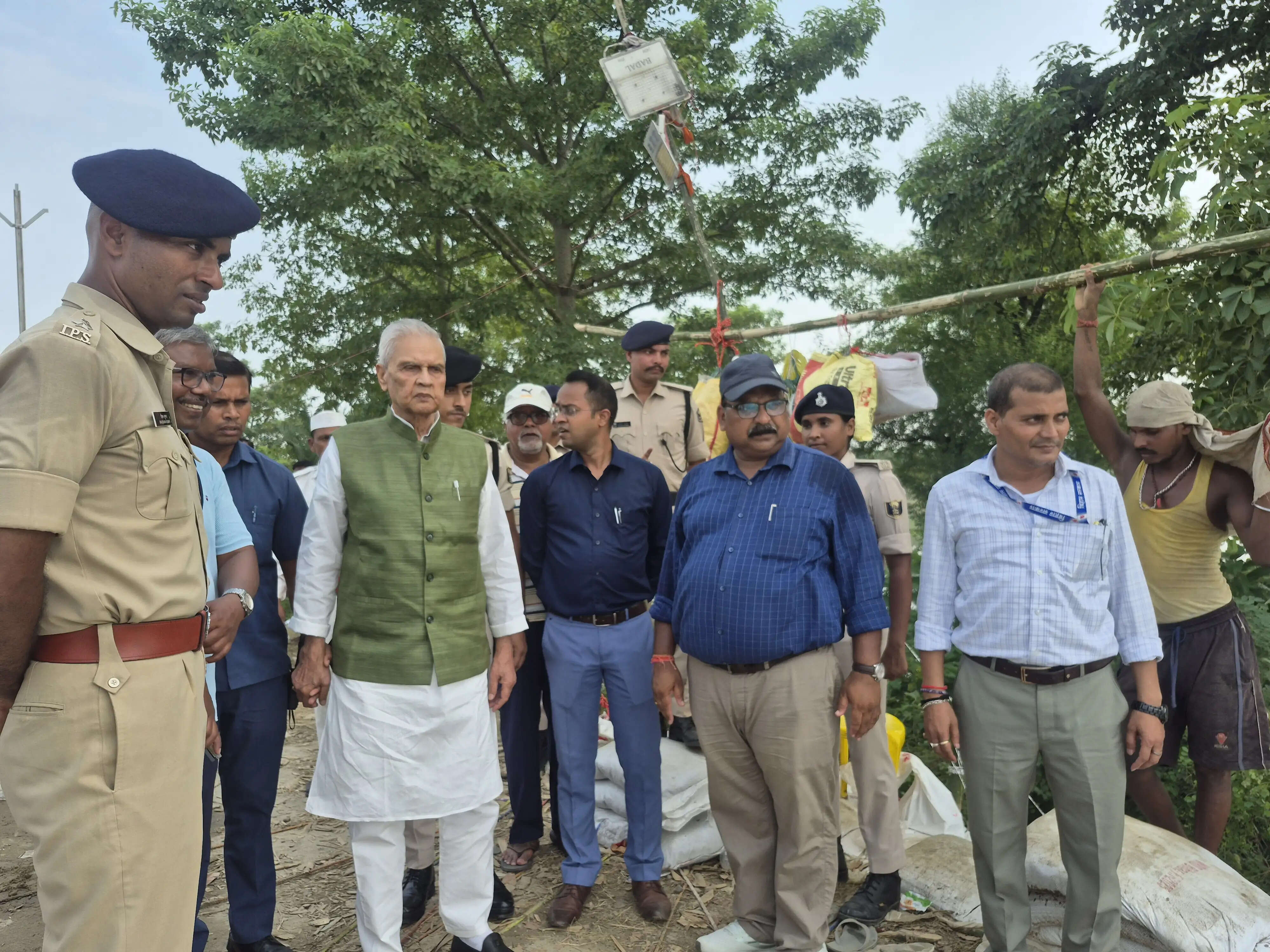 सारण में माही नदी के क्षतिग्रस्त तटबंध की मात्र दो दिनों में हुई मरम्मत, उपमुख्यमंत्री ने किया स्थलीय निरीक्षण