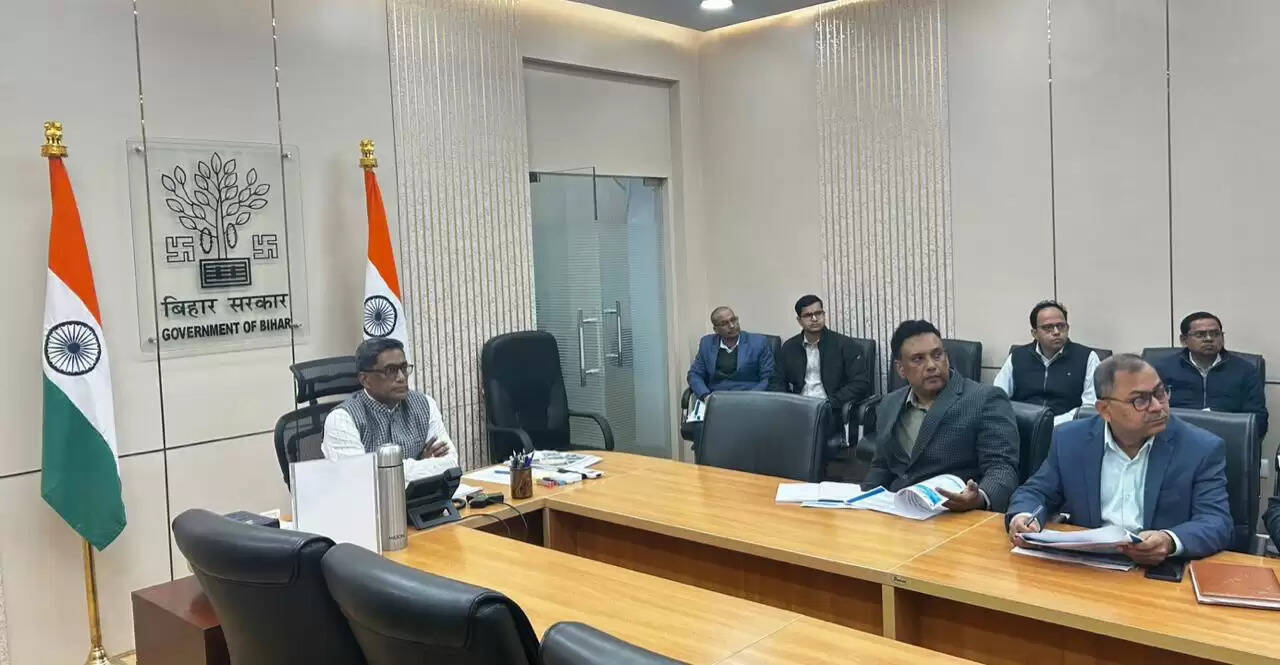 मुख्य सचिव ने बुनियादी ढांचा परियोजनाओं की 'डेडलाइन' की तय