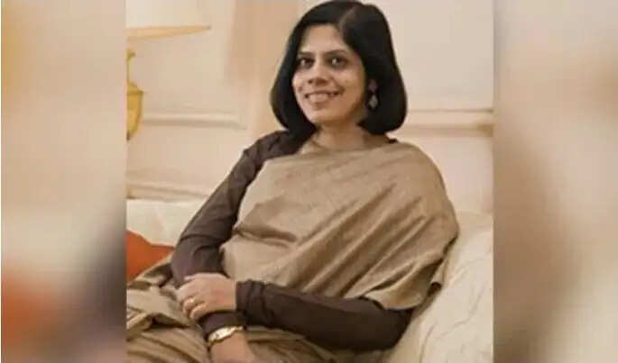 ममता बनर्जी की करीबी रहीं नंदिनी चक्रवर्ती को शुभेंदु सरकार में मिली अहम जिम्मेदारी