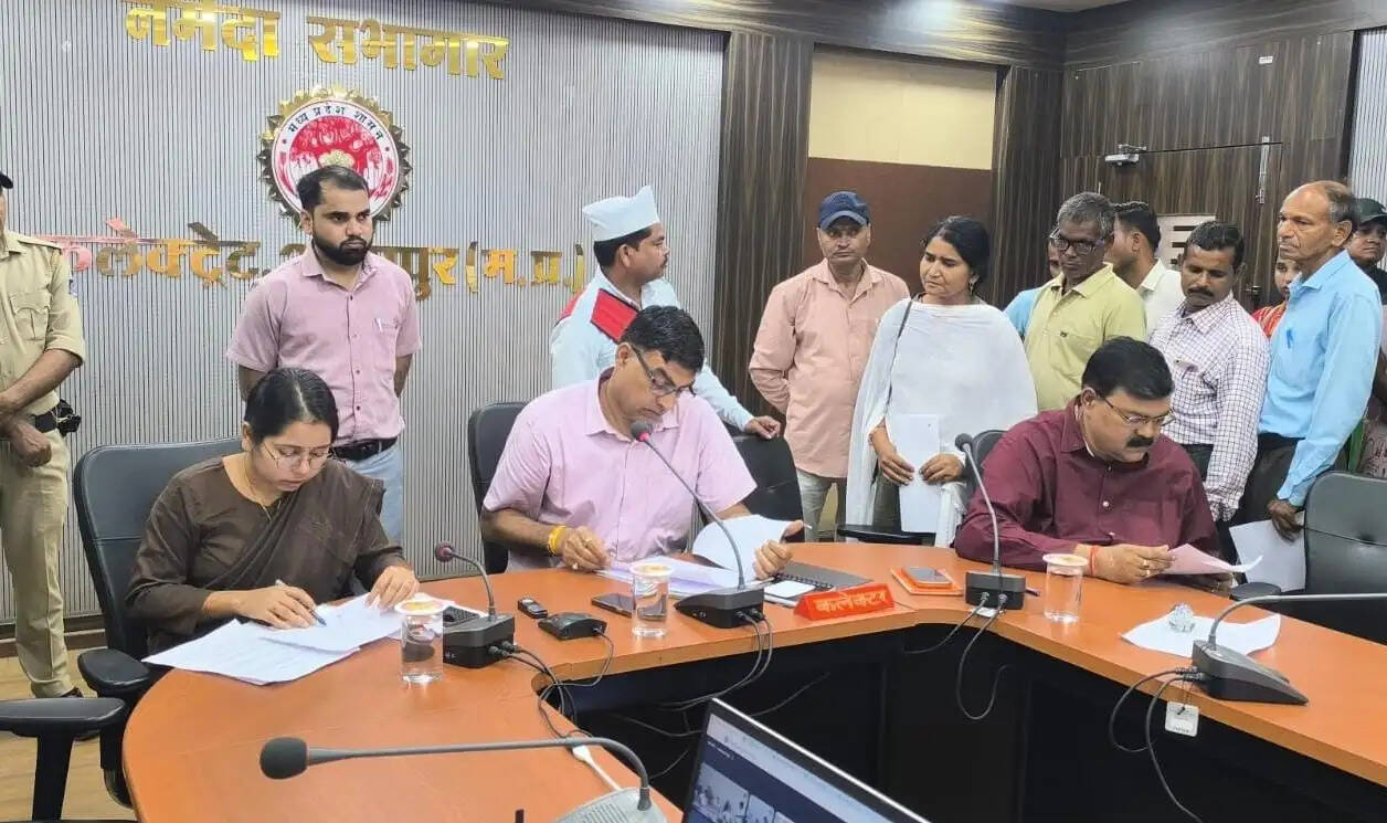 जनसुनवाई : 30 साल से सरकारी लाभ से वंचित दिव्यांग बैगा महिला, अधिग्रहण के 14 साल बाद भी कुछ नहीं