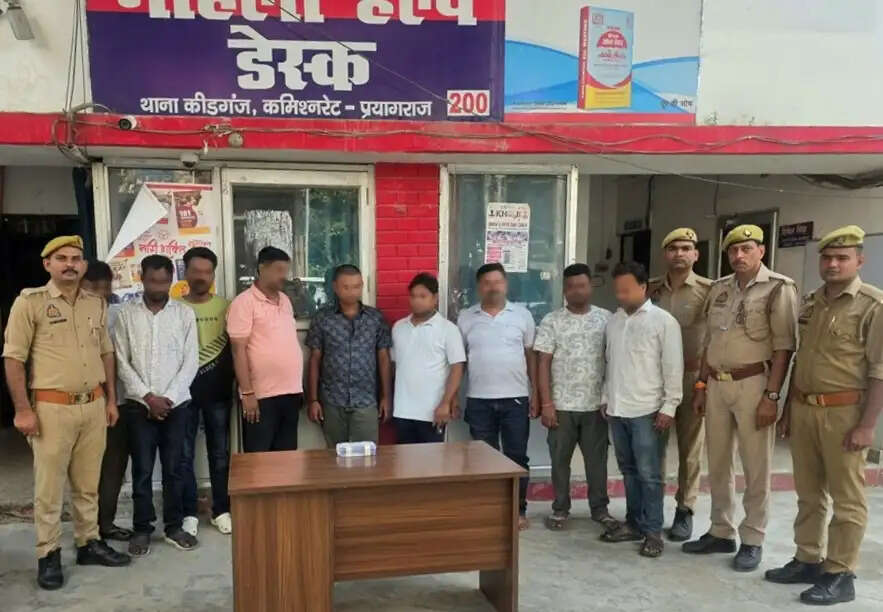 प्रयागराज में तीन जुए के अड्डों पर पुलिस का छापा, 22 गिरफ्तार