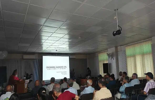 ऑडेन्स कोल आरोहण के अनुभवों से रूबरू हुए दून पुस्तकालय के श्रोता