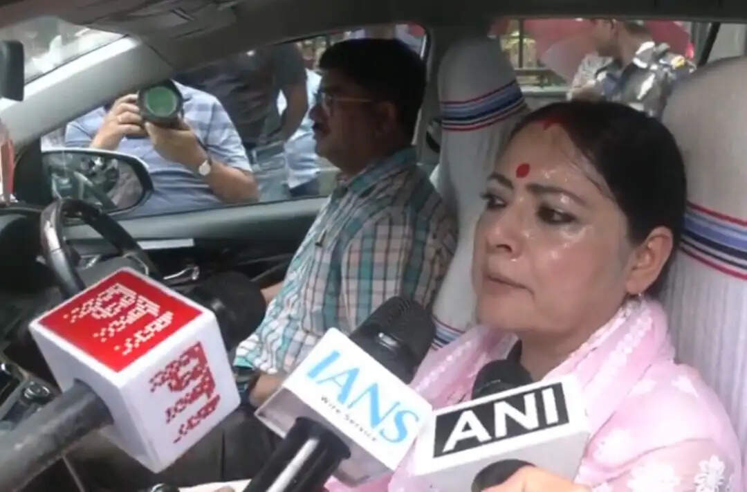 पौधारोपण के साथ पौधों की देखभाल की जिम्मेदारी भी निभाएं विद्यार्थी : अग्निमित्रा पाल