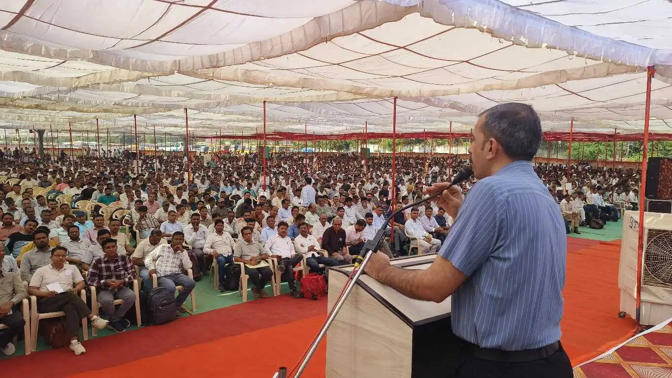 डूंगरपुर की सात पंचायत समितियों की 233 ग्राम पंचायतों में 5.21 लाख मतदाता करेंगे मताधिकार का इस्तेमाल