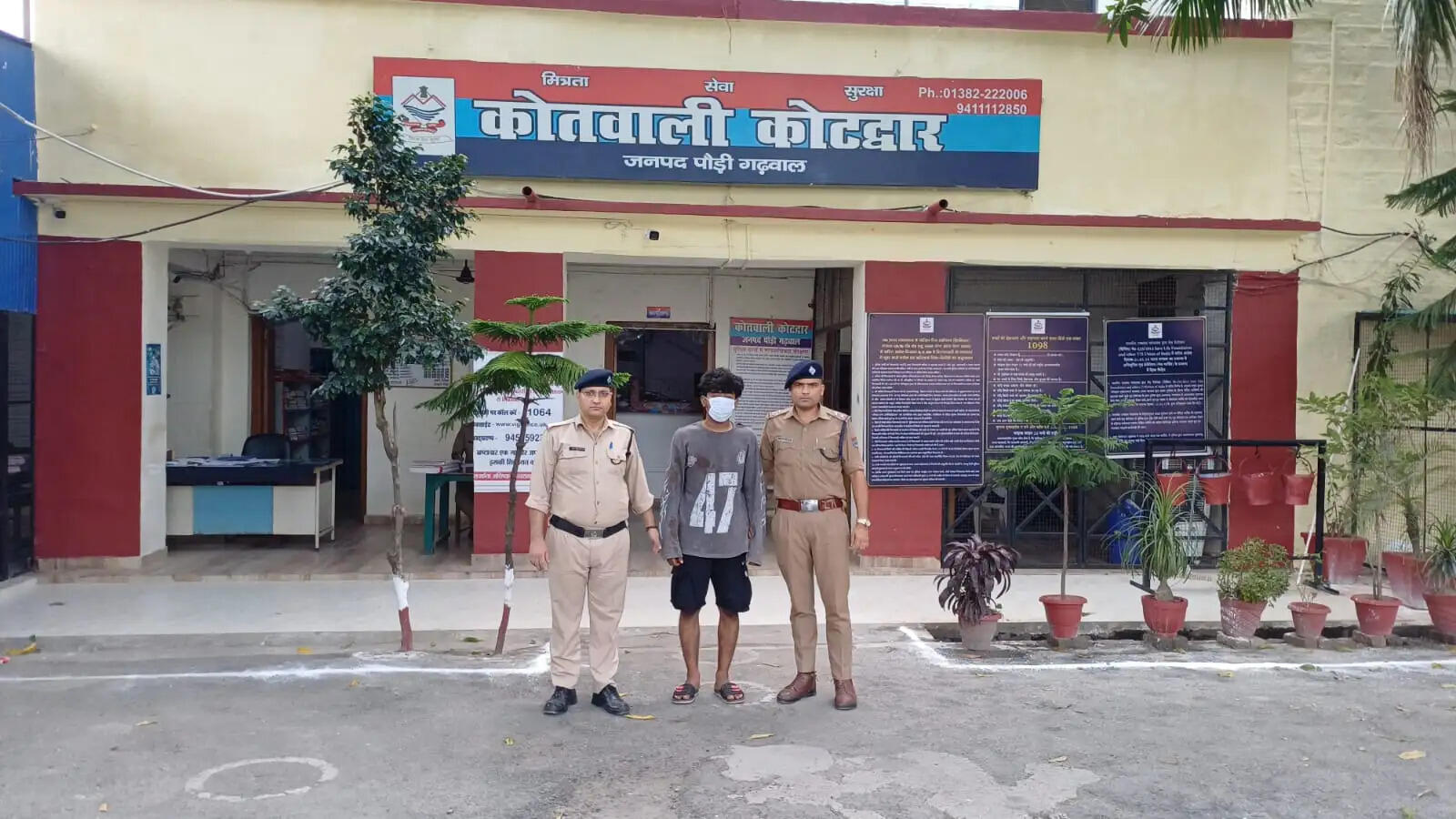 तेज रफ्तार कार ने दो बालकों को कुचला, 10 वर्षीय वंश की मौत