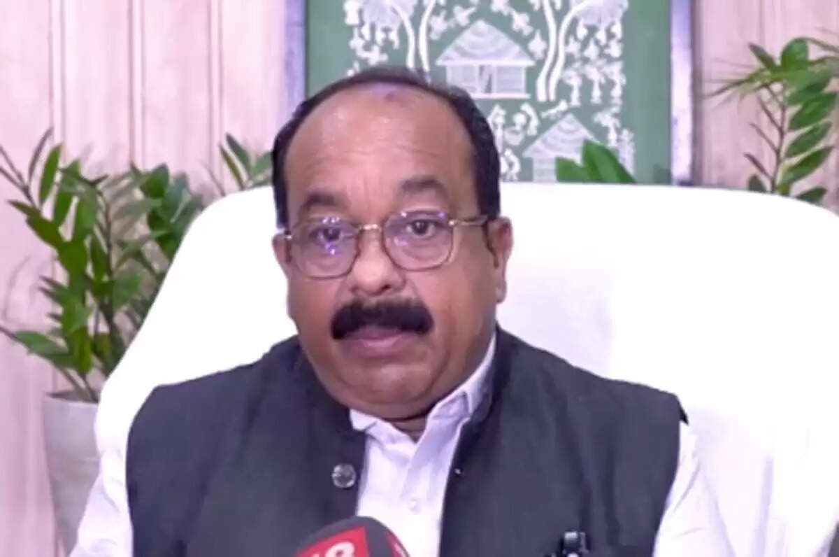 कांग्रेस और एक परिवार ने अपने निजी स्वार्थों के लिए संविधान को बदला : उप मुख्यमंत्री &nbsp;साव