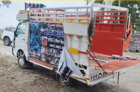 कैथल: सीवन से हरिद्वार जा रहे कांवड़ियों की पिकअप पलटी, तीन गंभीर घायल