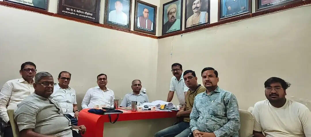 सम्मान समारोह समिति की आम सभा में नई कार्यकारिणी का गठन