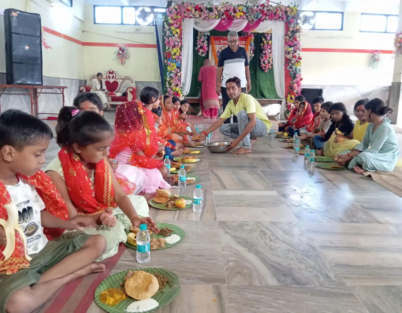 माता वैष्णो देवी मंदिर में हुआ हवन और कंजक पूजन