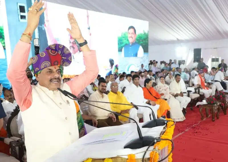 माँ नर्मदा के आशीर्वाद से प्रदेश में बह रही है विकास की नई धारा : मुख्यमंत्री डॉ. यादव