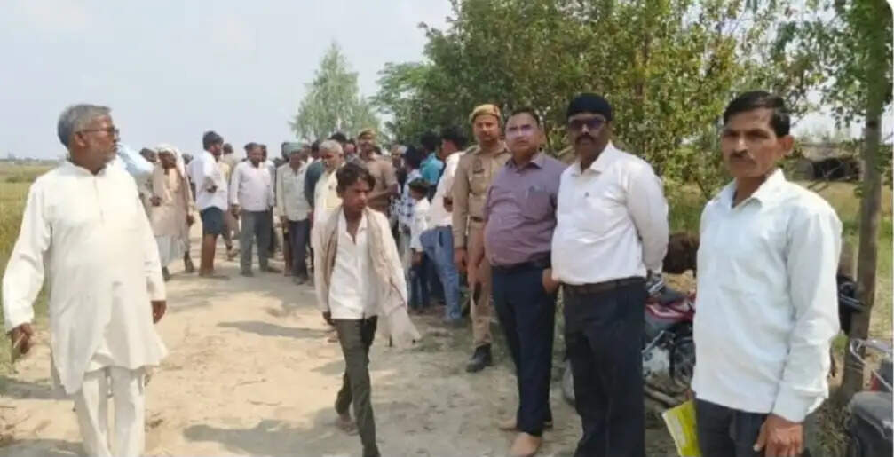 बाराबंकी में दिनदहाड़े युवक की हत्या, आराेपित गिरफ्तार