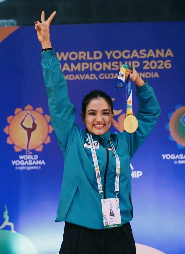 विश्व योगासन चैंपियनशिप में भारत का दबदबा बरकरार, हीना राजगोर ने दिलाया स्वर्ण
