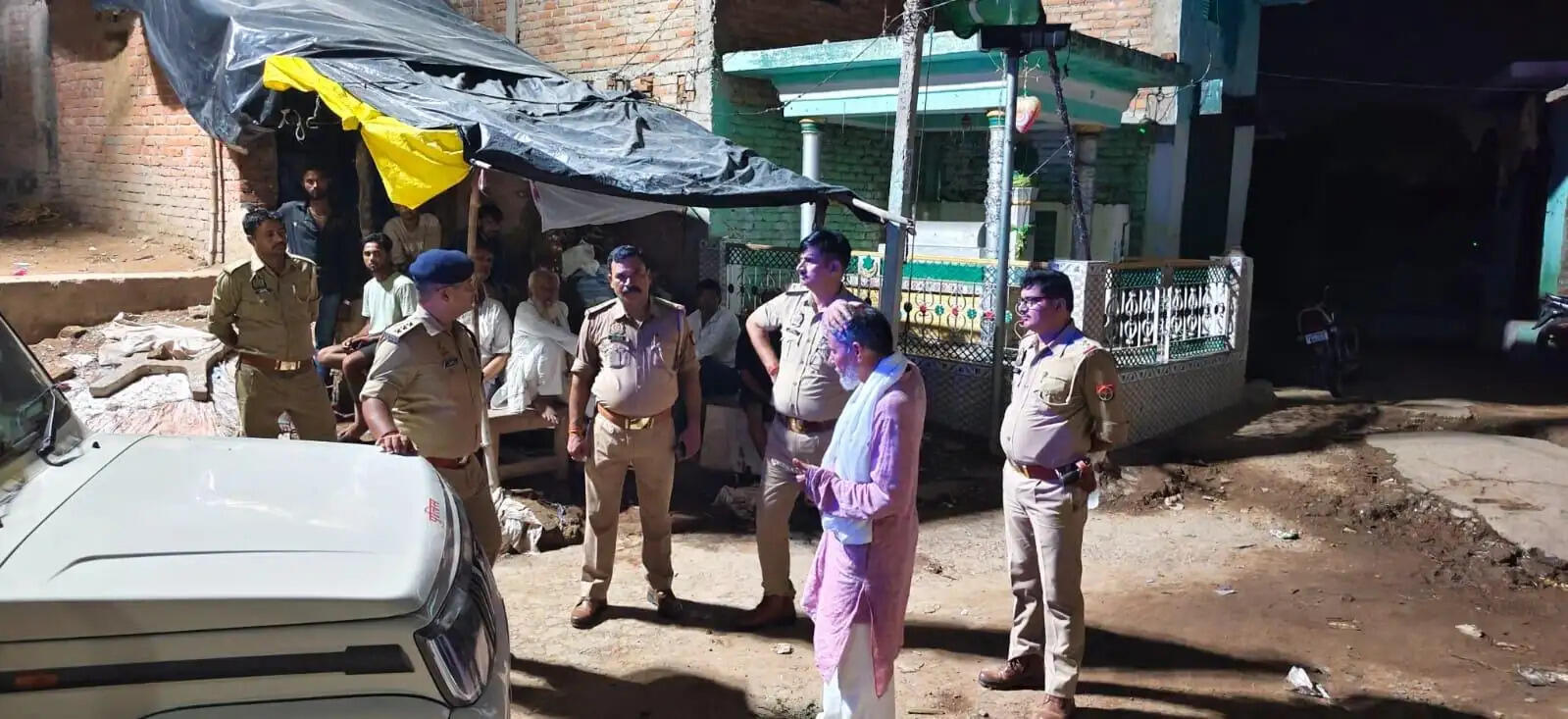 बेटी की शादी का विरोध करने पर मां की धारदार हथियार से हत्या, दामाद समेत तीन गिरफ्तार