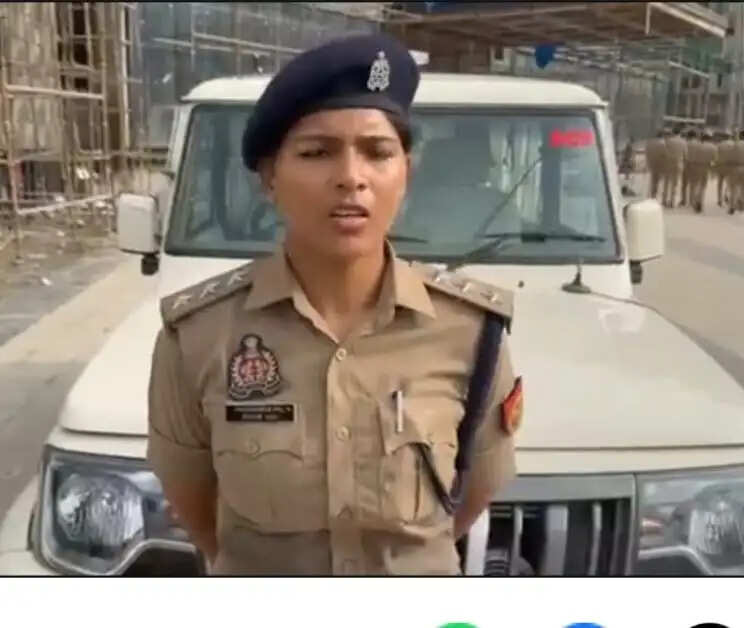 सात वर्षीय बच्ची का शव निर्माणाधीन मॉल के पास मिला, दुष्कर्म के बाद हत्या की आशंका